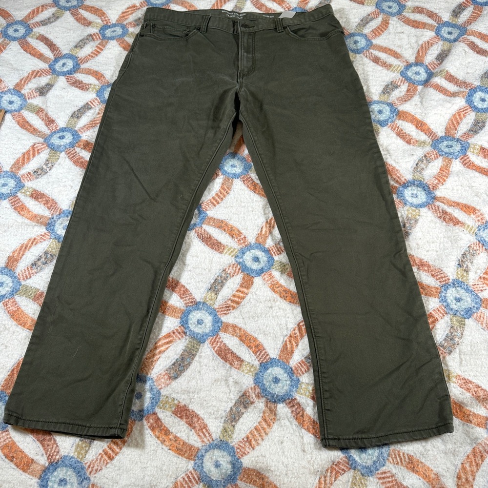 Banana Republic Traveler Pant Rich Olive Green Slim Fit Chino 36x30 494005